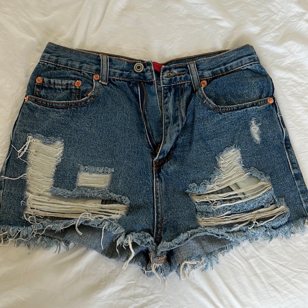 Signature 8 Denim Shorts
